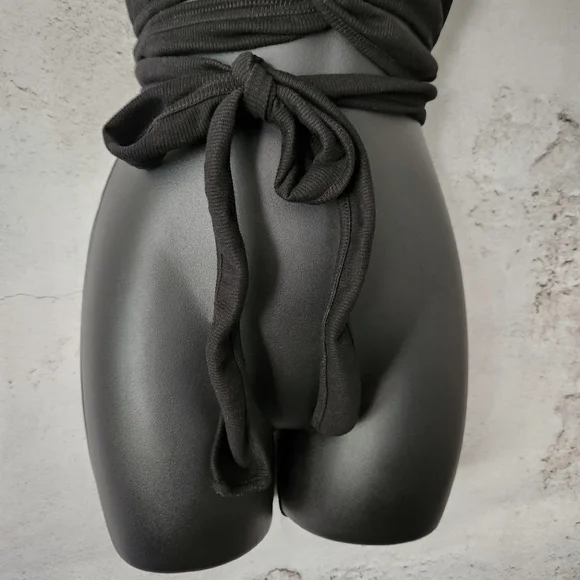 Wrap Tie Waist Tank Top | Black Crop Top - Picture 2 of 3